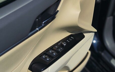 Toyota Camry, 2018 год, 2 790 000 рублей, 13 фотография