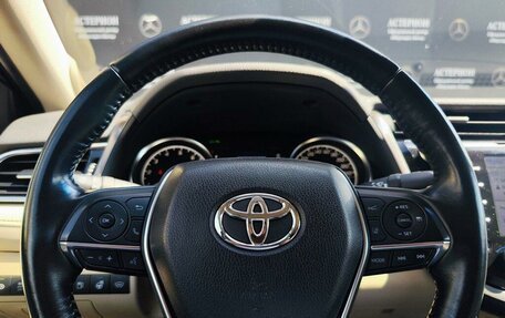 Toyota Camry, 2018 год, 2 790 000 рублей, 18 фотография