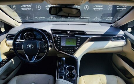 Toyota Camry, 2018 год, 2 790 000 рублей, 26 фотография