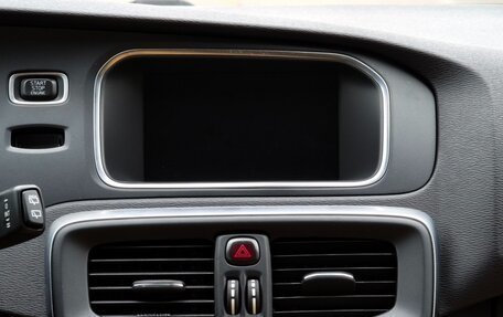 Volvo V40 II рестайлинг, 2016 год, 1 040 000 рублей, 14 фотография