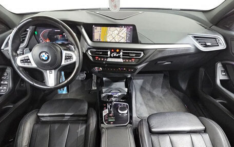 BMW 1 серия, 2022 год, 1 457 000 рублей, 13 фотография