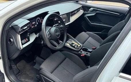 Audi A3, 2022 год, 1 700 700 рублей, 10 фотография