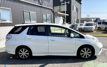 Honda Fit Shuttle I рестайлинг, 2015 год, 713 000 рублей, 2 фотография