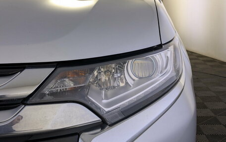 Mitsubishi Outlander III рестайлинг 3, 2015 год, 1 450 000 рублей, 12 фотография