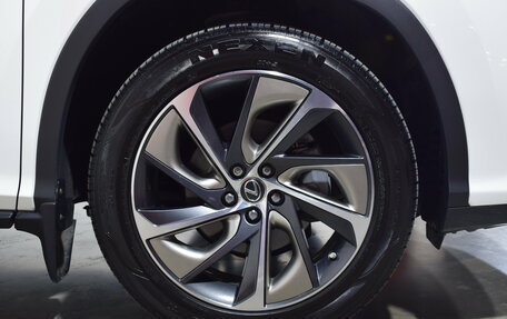 Lexus RX IV рестайлинг, 2018 год, 4 497 000 рублей, 13 фотография