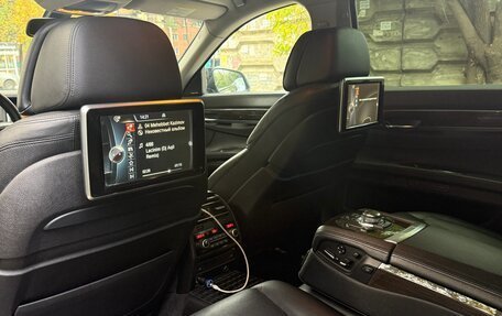 BMW 7 серия, 2013 год, 1 990 000 рублей, 10 фотография