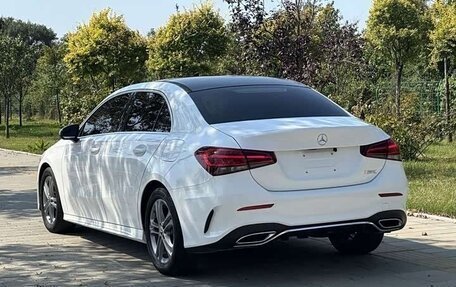 Mercedes-Benz A-Класс, 2023 год, 1 674 000 рублей, 4 фотография