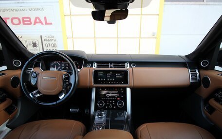 Land Rover Range Rover IV рестайлинг, 2019 год, 6 695 000 рублей, 10 фотография