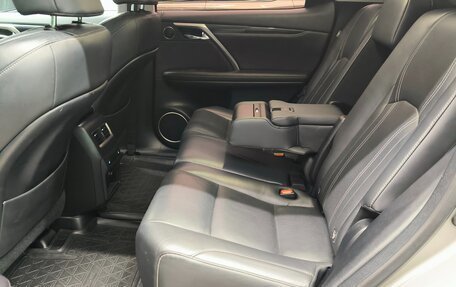 Lexus RX IV рестайлинг, 2016 год, 3 550 000 рублей, 12 фотография