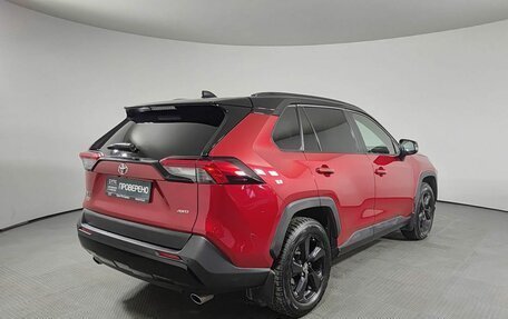Toyota RAV4, 2021 год, 3 100 000 рублей, 6 фотография
