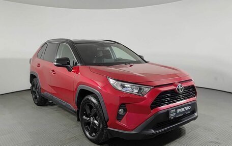 Toyota RAV4, 2021 год, 3 100 000 рублей, 3 фотография