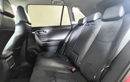 Toyota RAV4, 2021 год, 3 100 000 рублей, 15 фотография