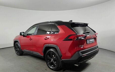 Toyota RAV4, 2021 год, 3 100 000 рублей, 8 фотография