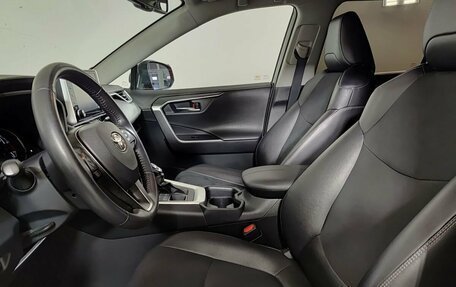 Toyota RAV4, 2021 год, 3 100 000 рублей, 20 фотография