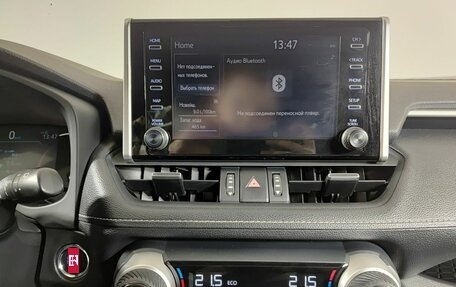 Toyota RAV4, 2021 год, 3 100 000 рублей, 18 фотография