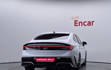 Hyundai Sonata VIII, 2023 год, 2 360 000 рублей, 4 фотография