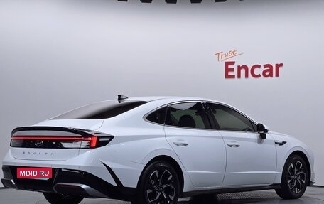 Hyundai Sonata VIII, 2023 год, 2 360 000 рублей, 2 фотография