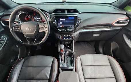 Chevrolet TrailBlazer, 2023 год, 2 200 000 рублей, 10 фотография