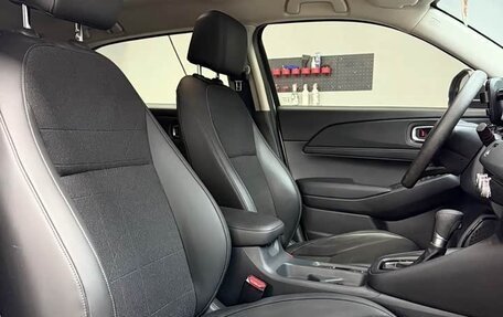 Honda Vezel, 2023 год, 1 690 000 рублей, 15 фотография