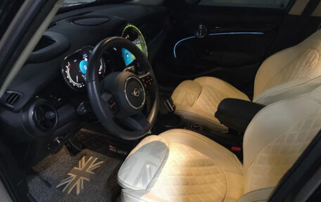 MINI Hatch, 2023 год, 2 357 000 рублей, 8 фотография