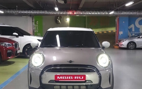 MINI Hatch, 2023 год, 2 357 000 рублей, 2 фотография