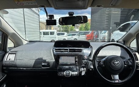 Toyota Prius Alpha I (ZVW40/41), 2021 год, 1 601 000 рублей, 11 фотография