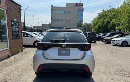 Toyota Yaris, 2021 год, 1 149 000 рублей, 8 фотография