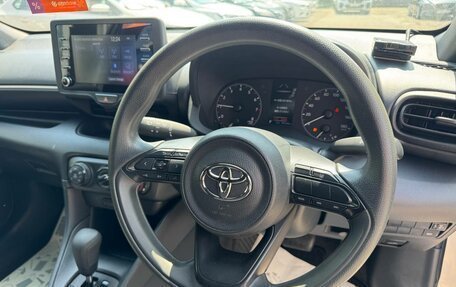 Toyota Yaris, 2021 год, 1 149 000 рублей, 14 фотография