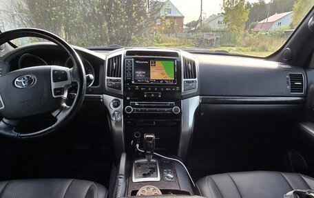 Toyota Land Cruiser 200, 2015 год, 5 150 000 рублей, 9 фотография