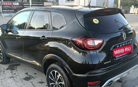 Renault Kaptur I рестайлинг, 2017 год, 1 065 000 рублей, 8 фотография