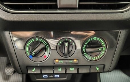 Skoda Rapid II, 2021 год, 1 650 000 рублей, 16 фотография