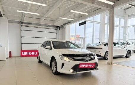 Toyota Camry, 2015 год, 2 149 900 рублей, 8 фотография