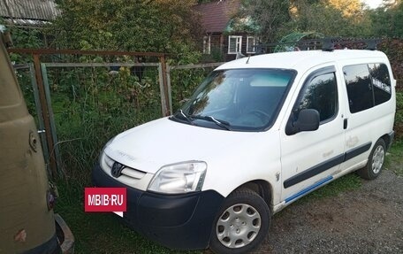 Peugeot Partner II рестайлинг 2, 2011 год, 410 000 рублей, 2 фотография