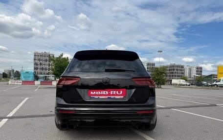 Volkswagen Tiguan II, 2018 год, 2 900 000 рублей, 7 фотография