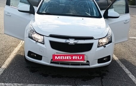 Chevrolet Cruze II, 2012 год, 650 000 рублей, 2 фотография