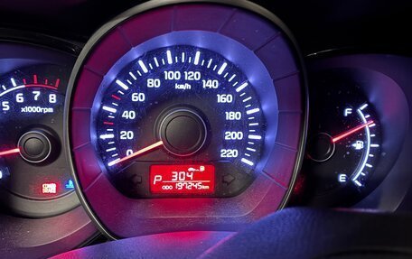 KIA Rio III рестайлинг, 2013 год, 600 000 рублей, 6 фотография