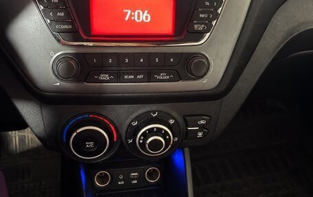 KIA Rio III рестайлинг, 2013 год, 600 000 рублей, 5 фотография