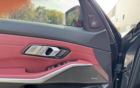 BMW 3 серия, 2023 год, 2 810 000 рублей, 14 фотография