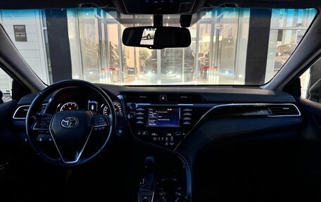 Toyota Camry, 2020 год, 2 480 000 рублей, 20 фотография