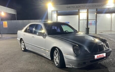Mercedes-Benz E-Класс, 2000 год, 420 000 рублей, 1 фотография