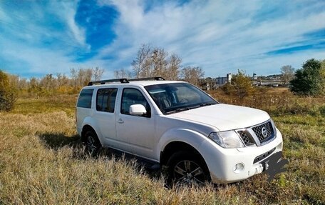 Nissan Pathfinder, 2012 год, 1 290 000 рублей, 1 фотография