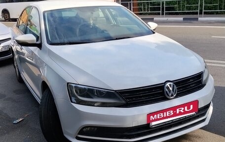 Volkswagen Jetta VI, 2018 год, 1 360 000 рублей, 2 фотография