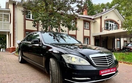 Mercedes-Benz S-Класс, 2011 год, 1 300 000 рублей, 4 фотография
