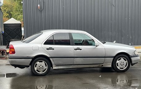 Mercedes-Benz C-Класс, 1995 год, 220 000 рублей, 5 фотография