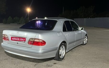 Mercedes-Benz E-Класс, 2000 год, 420 000 рублей, 9 фотография