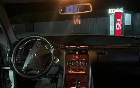 Mercedes-Benz E-Класс, 2000 год, 420 000 рублей, 11 фотография