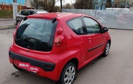 Peugeot 107 I рестайлинг, 2010 год, 299 000 рублей, 3 фотография