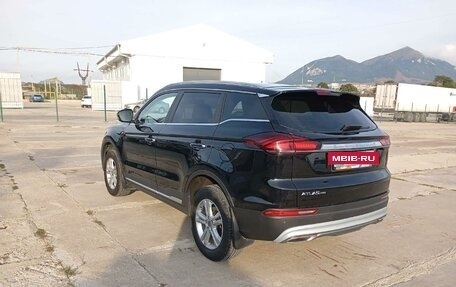 Geely Atlas, 2022 год, 1 774 000 рублей, 4 фотография