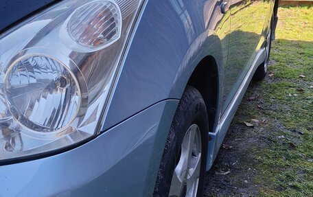 Toyota Wish II, 2004 год, 935 000 рублей, 18 фотография
