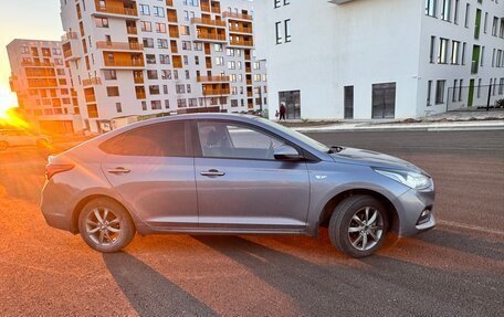 Hyundai Solaris II рестайлинг, 2017 год, 1 350 000 рублей, 3 фотография
